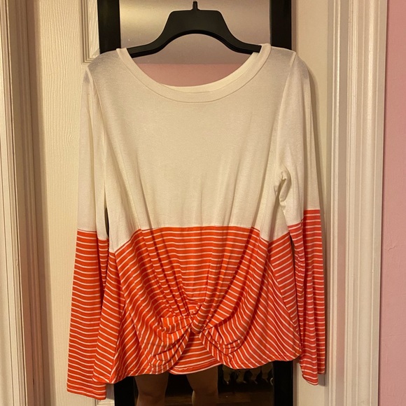 white birch Tops - Color blocked long sleeve boutique shirt